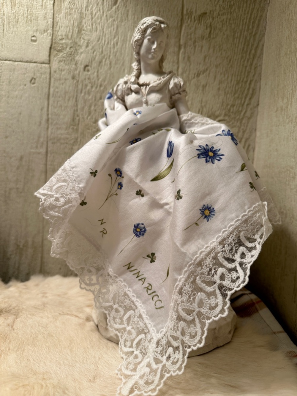 Nina Ricci Blue & White Floral Hot Air Baloon White Lace Handkerchief